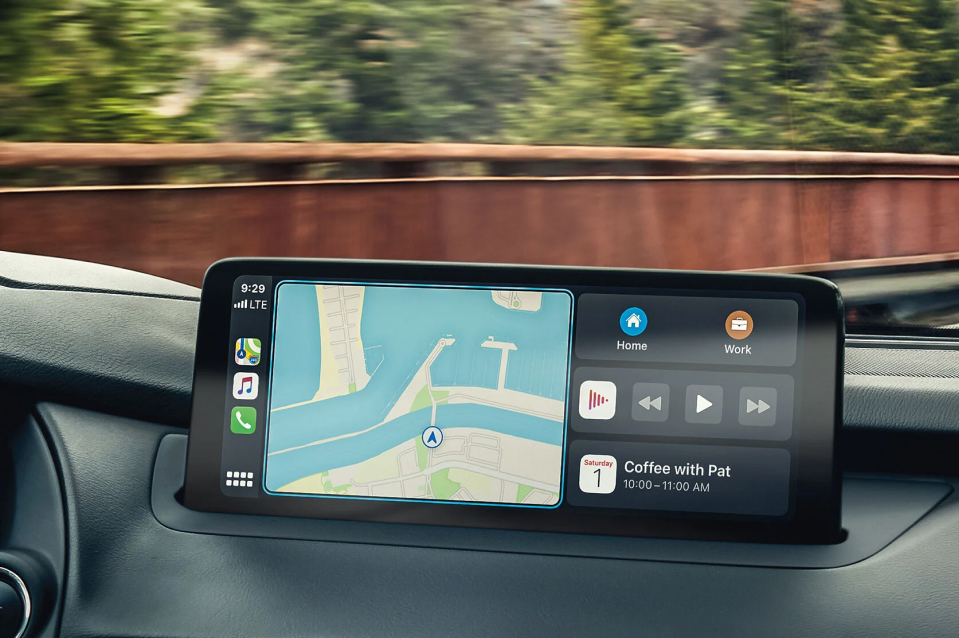  MAZDA CONNECT WITH ANDROID AUTO™ AND APPLE CARPLAY